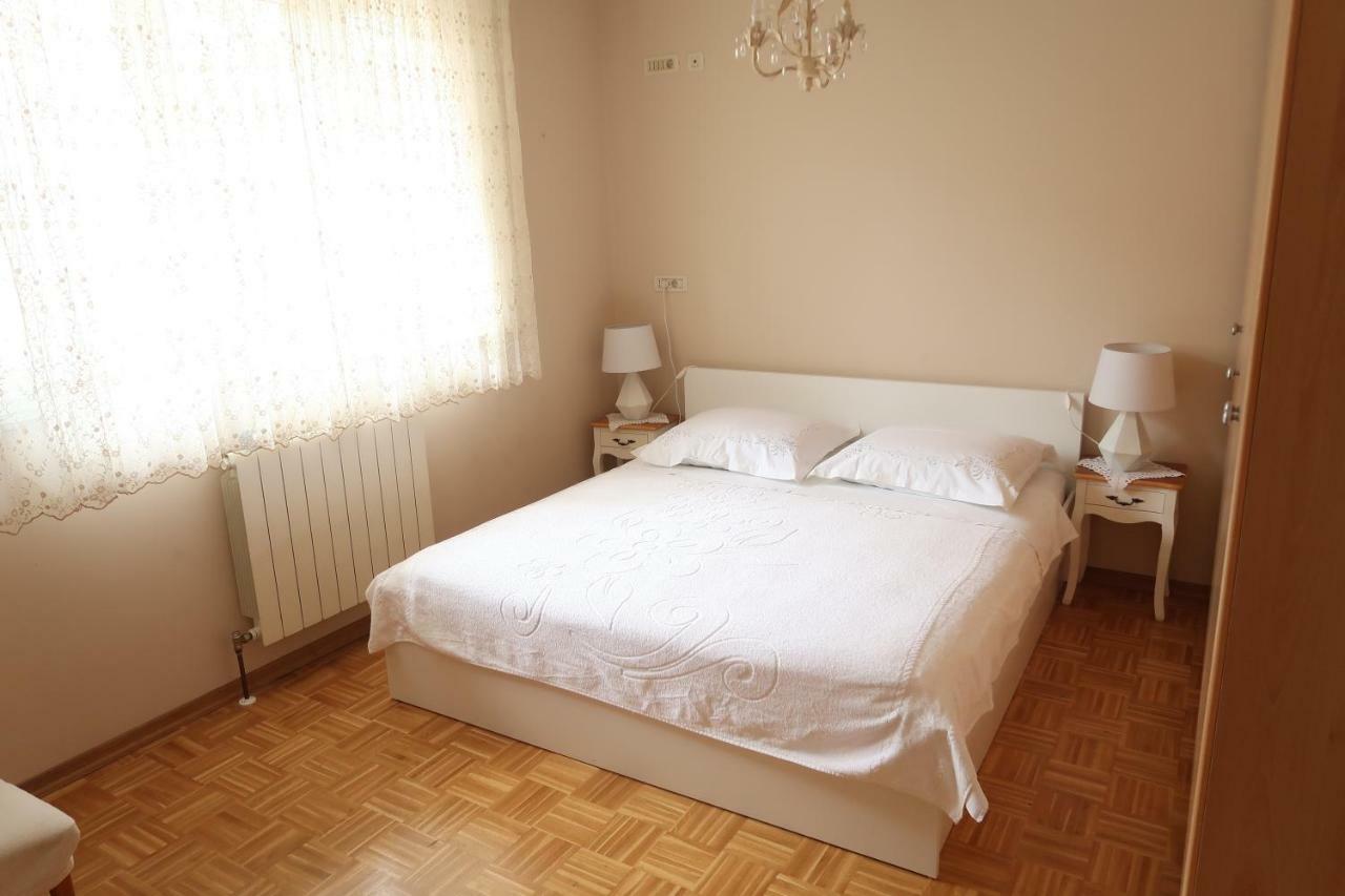 Apartment Casa Podstrana Luaran gambar