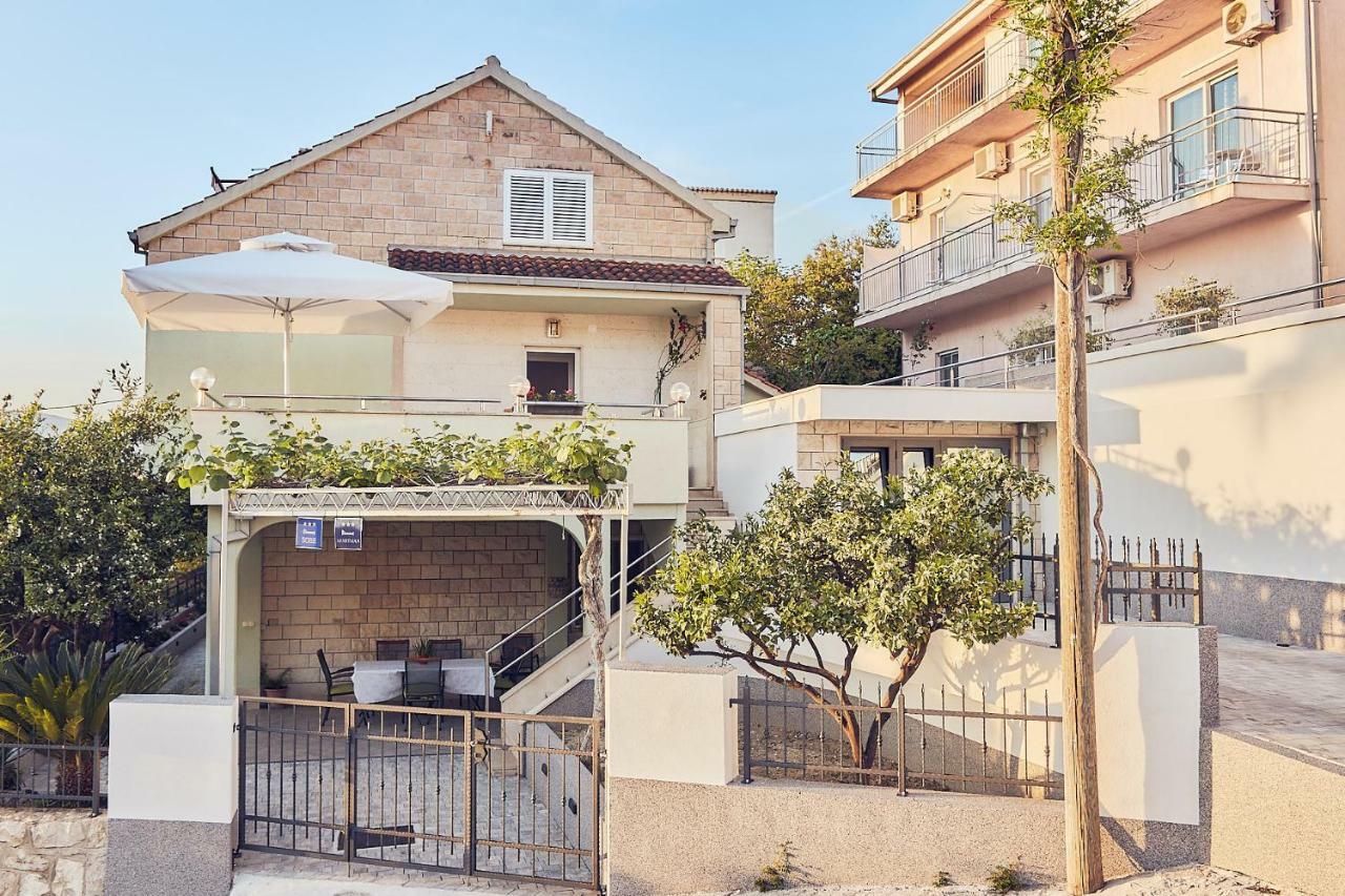Apartment Casa Podstrana Luaran gambar